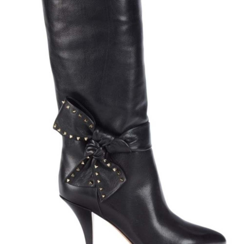 Valentino Garavani Black Heeled Boots with Bow Detail
